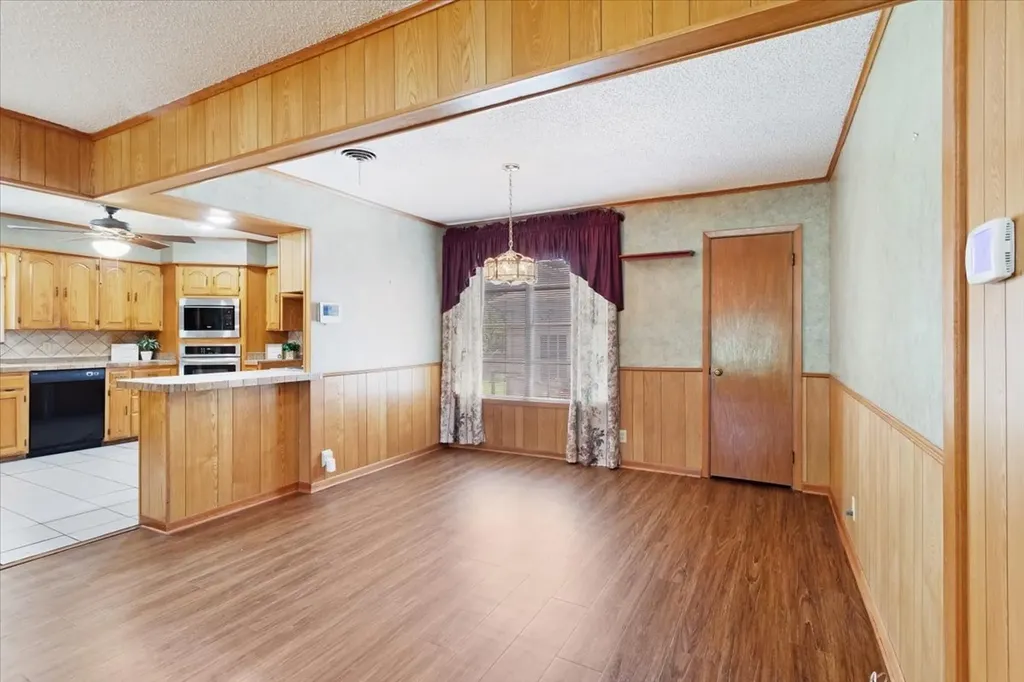 101 N Burdette Avenue Sherman TX 75090