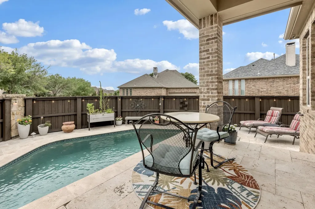 416 Grail Castle Drive Lewisville TX 75056