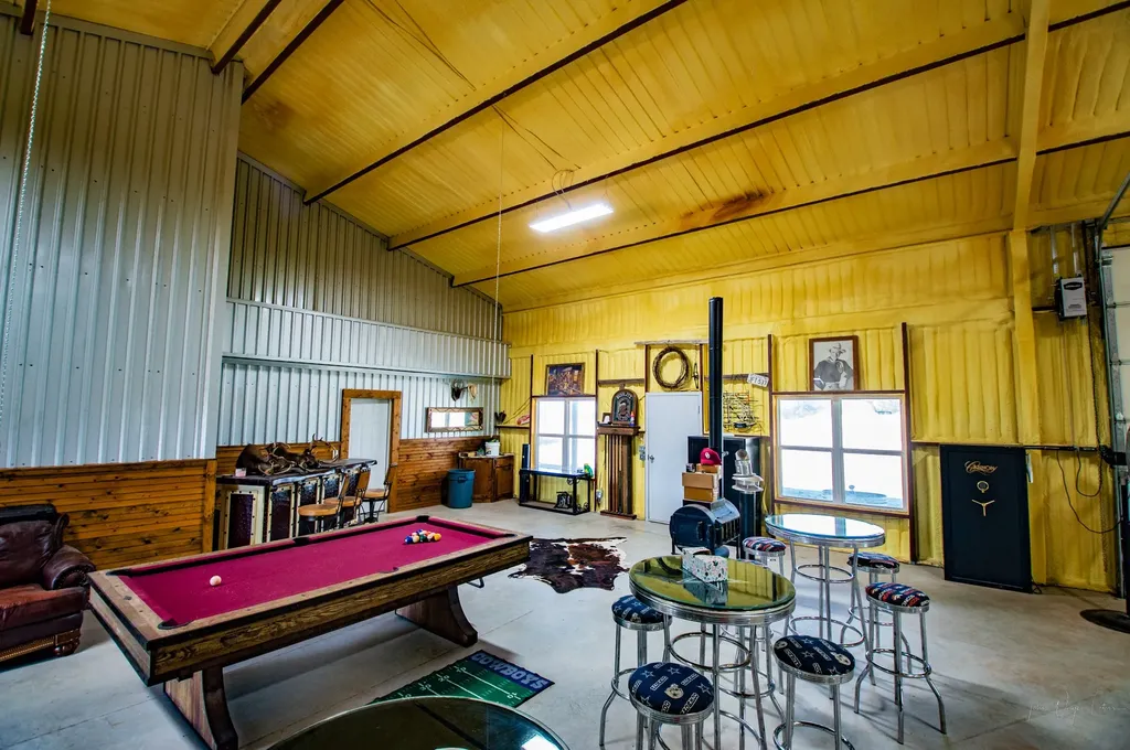 7107 County Road 170 Bangs TX 76823