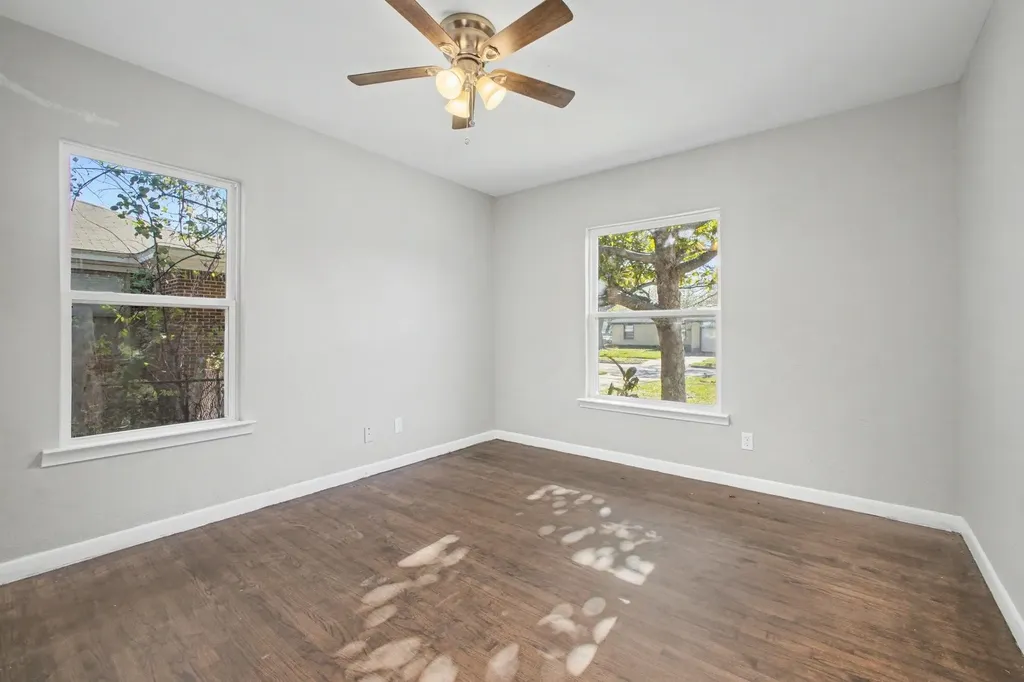 2319 Glengariff Drive Dallas TX 75228