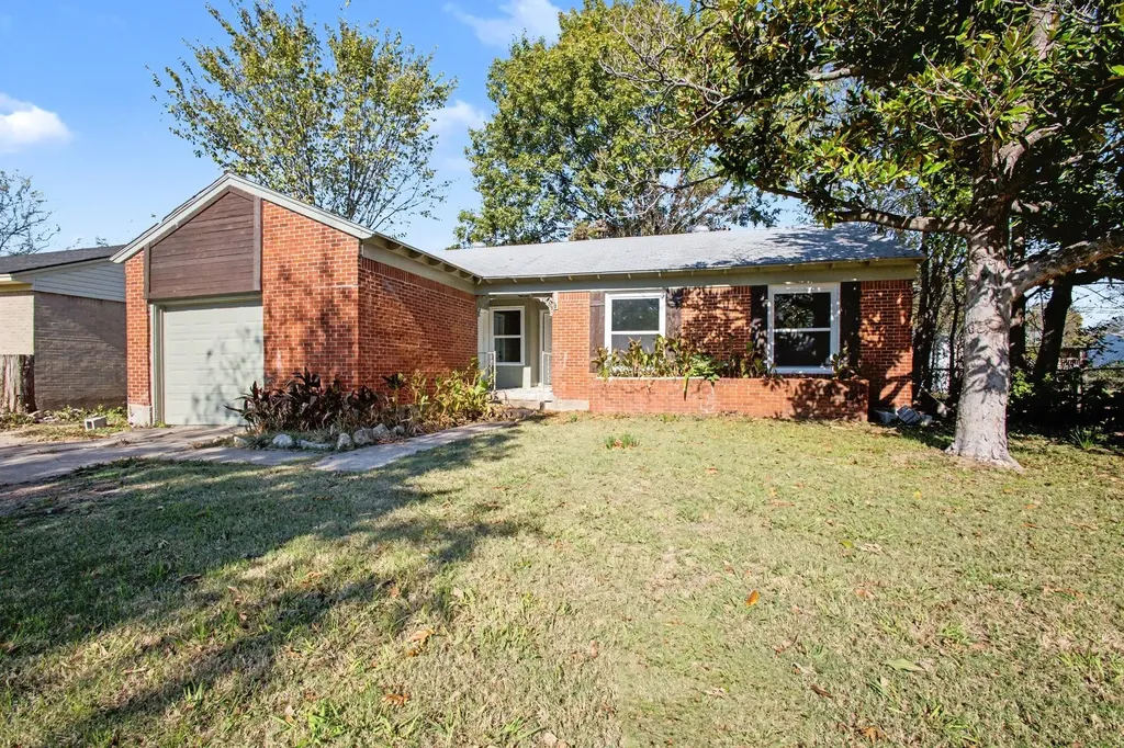 2319 Glengariff Drive Dallas TX 75228
