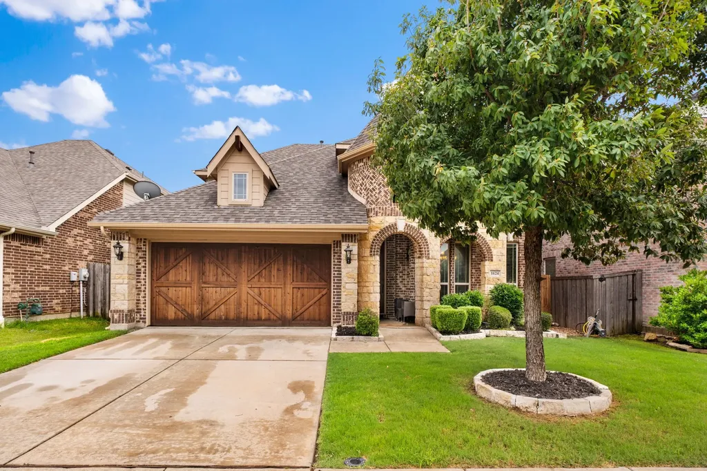 1624 Zebra Finch Drive Little Elm TX 75068