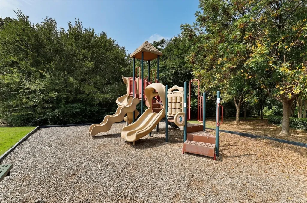 1624 Zebra Finch Drive Little Elm TX 75068