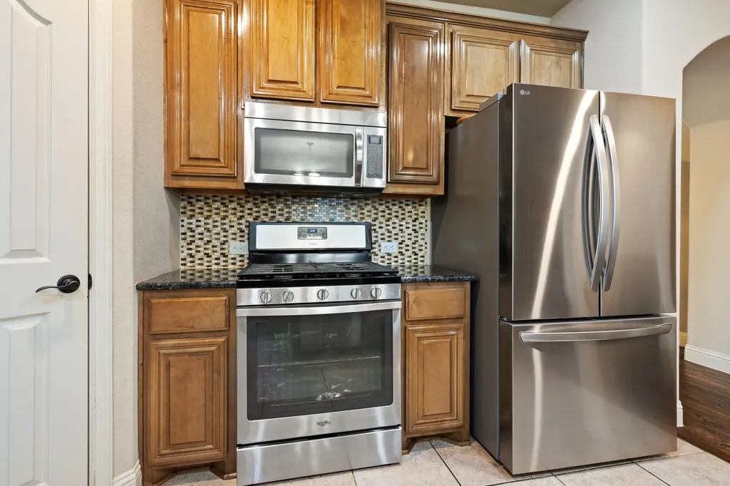 1624 Zebra Finch Drive Little Elm TX 75068