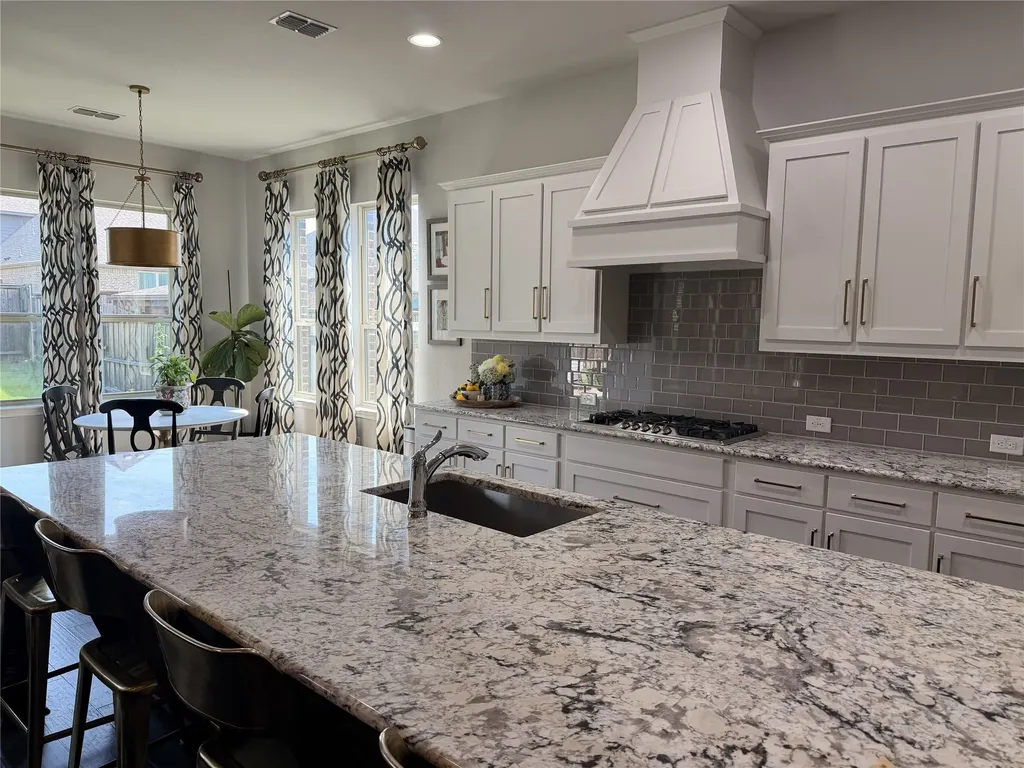 10316 Colina Drive Fort Worth TX 76126