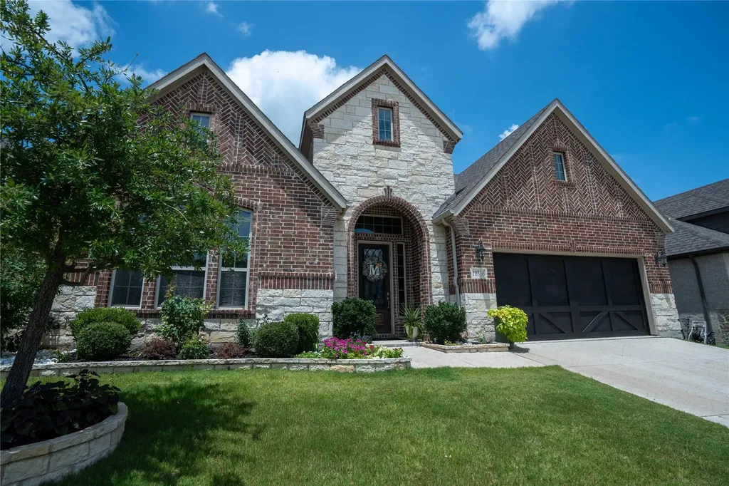 10316 Colina Drive Fort Worth TX 76126
