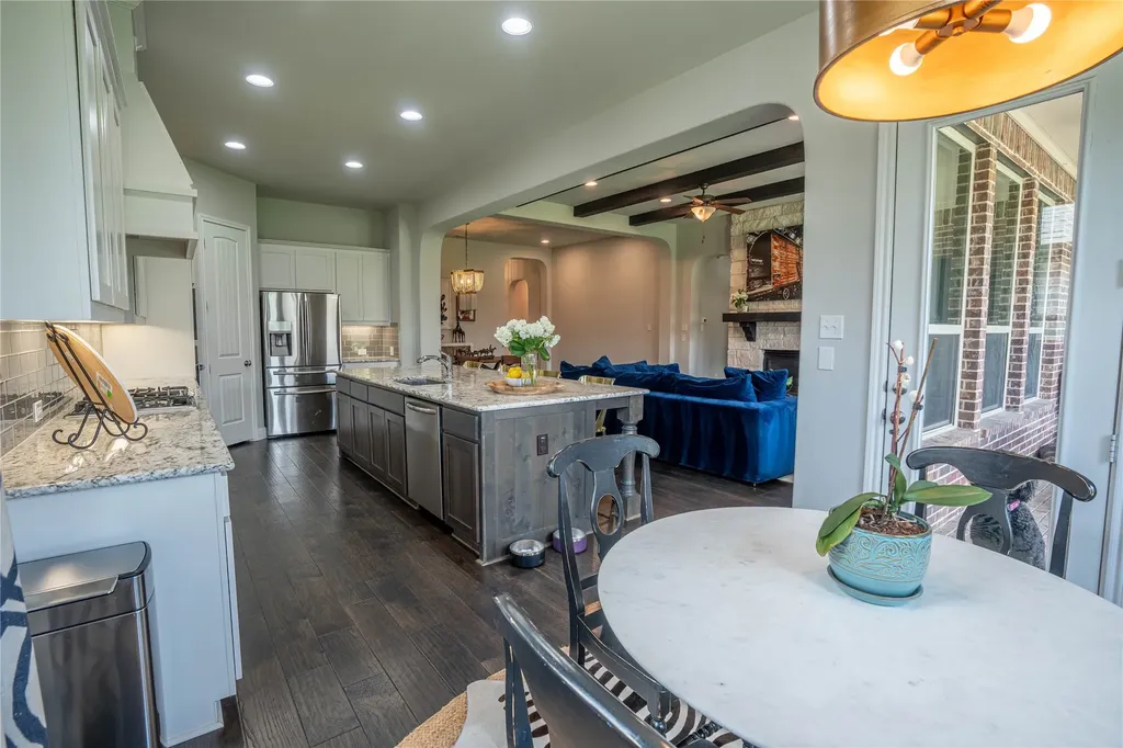 10316 Colina Drive Fort Worth TX 76126