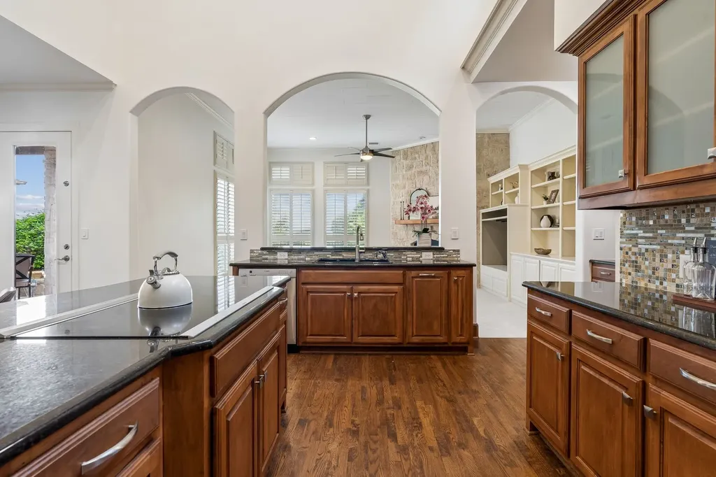 6805 Columbine Way Plano TX 75093