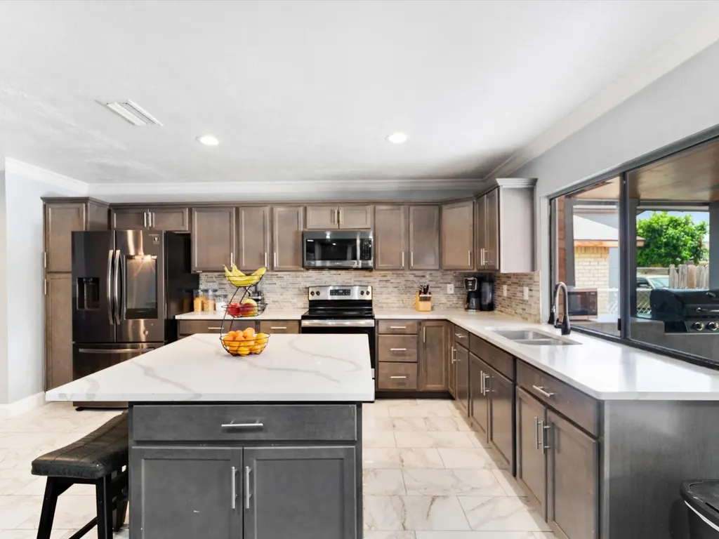 7232 Long Canyon Trail Dallas TX 75249
