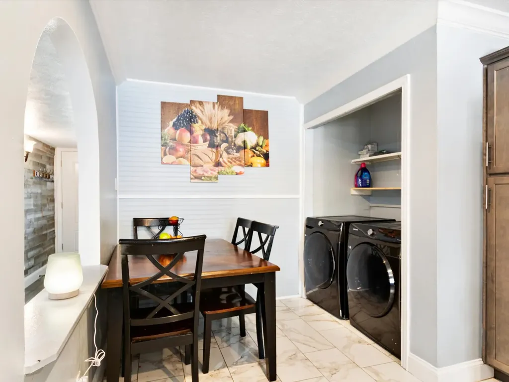 7232 Long Canyon Trail Dallas TX 75249