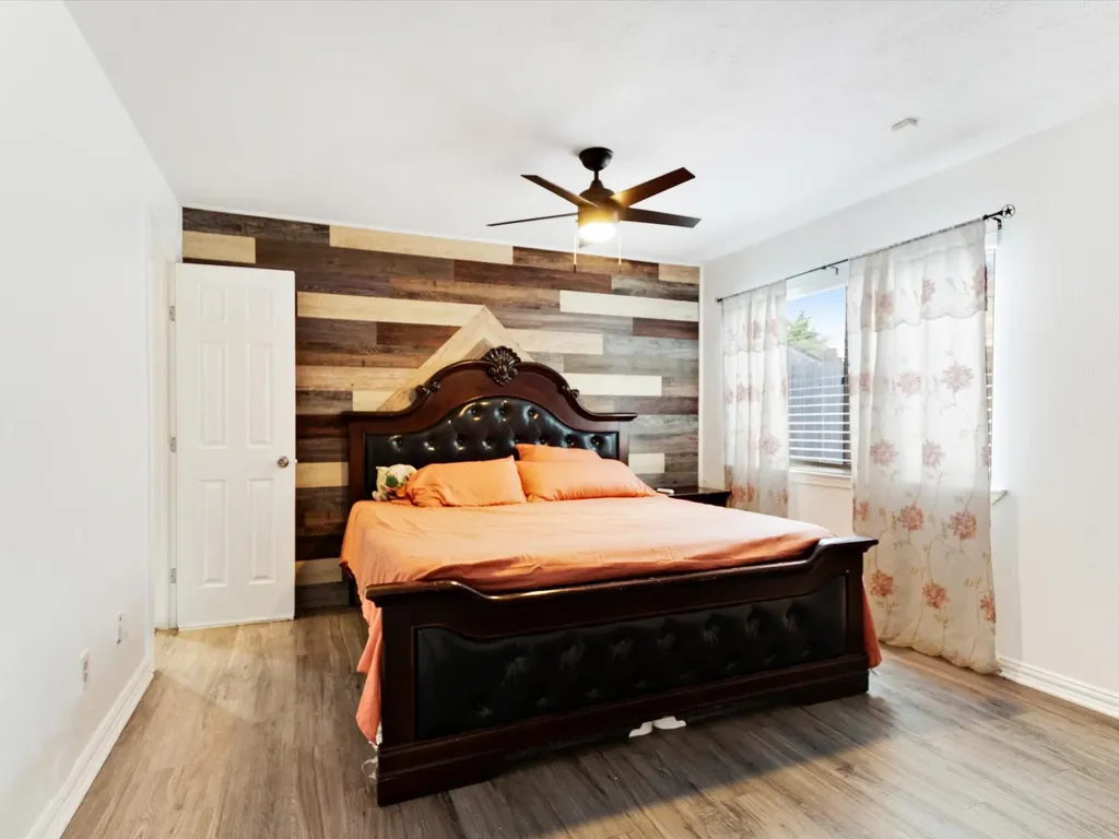 7232 Long Canyon Trail Dallas TX 75249