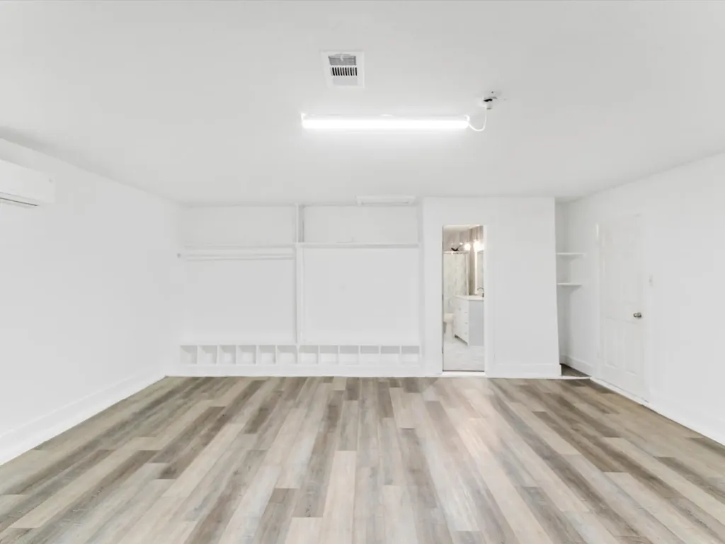 7232 Long Canyon Trail Dallas TX 75249