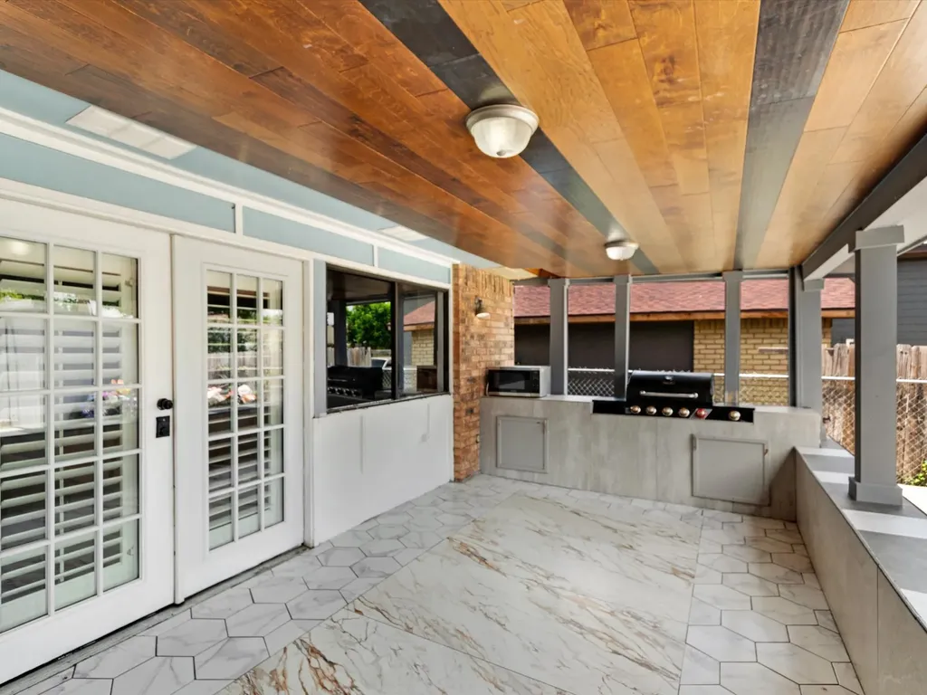 7232 Long Canyon Trail Dallas TX 75249