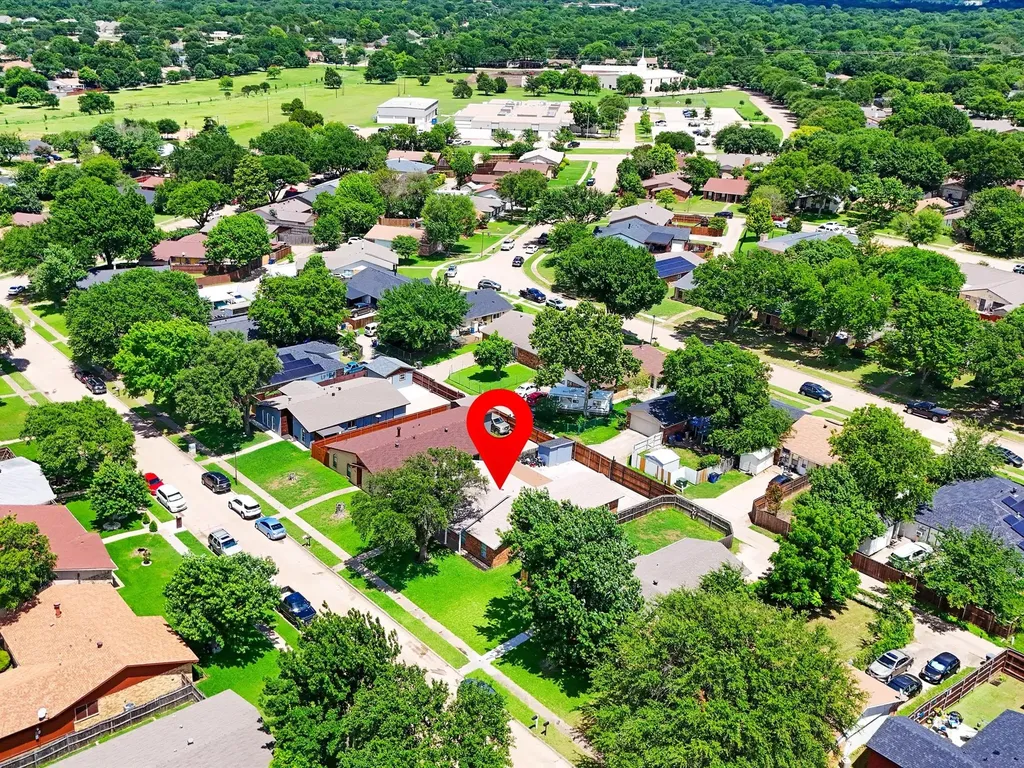 7232 Long Canyon Trail Dallas TX 75249