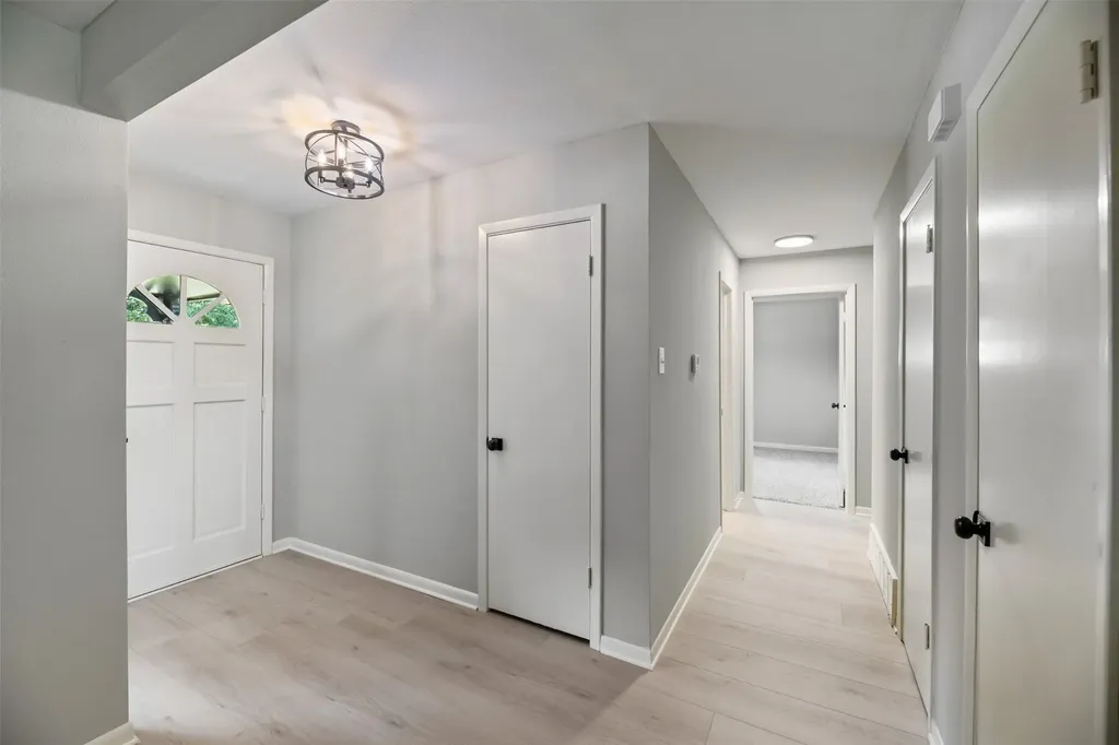 1138 Usher Street Benbrook TX 76126