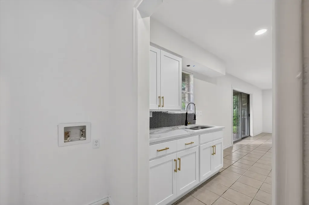 1005 Glenhaven Drive Hutchins TX 75141