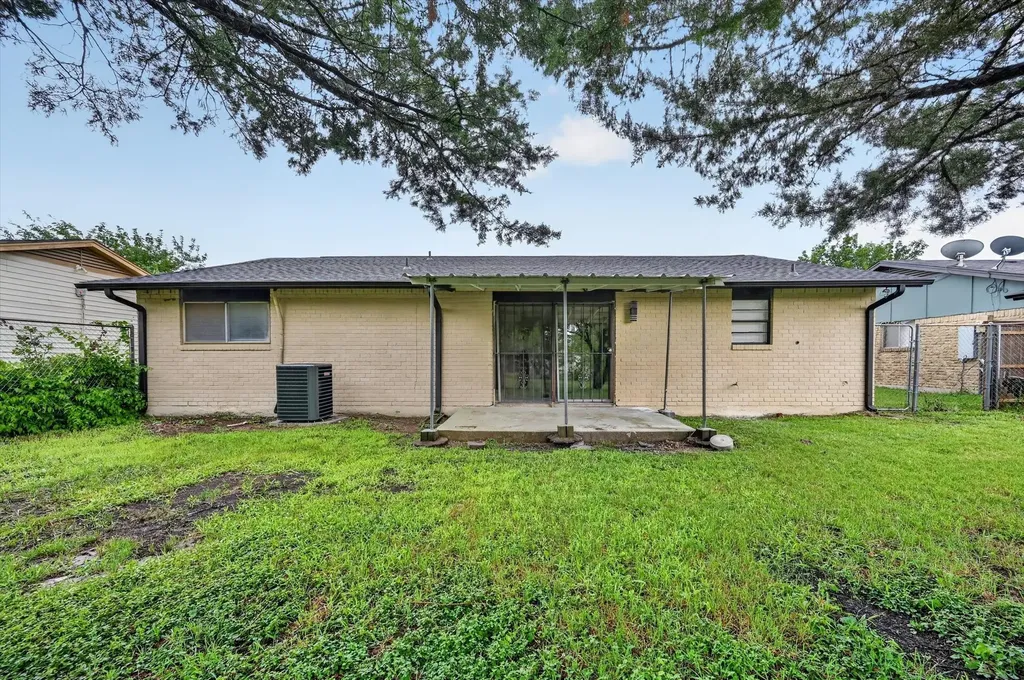 1005 Glenhaven Drive Hutchins TX 75141