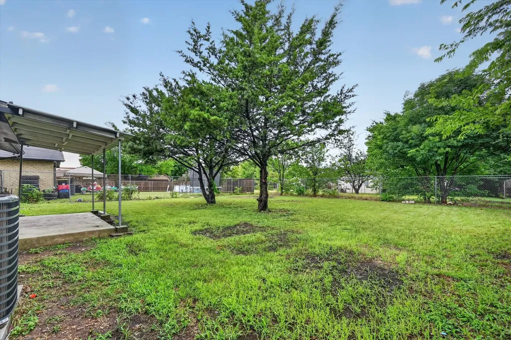 1005 Glenhaven Drive Hutchins TX 75141