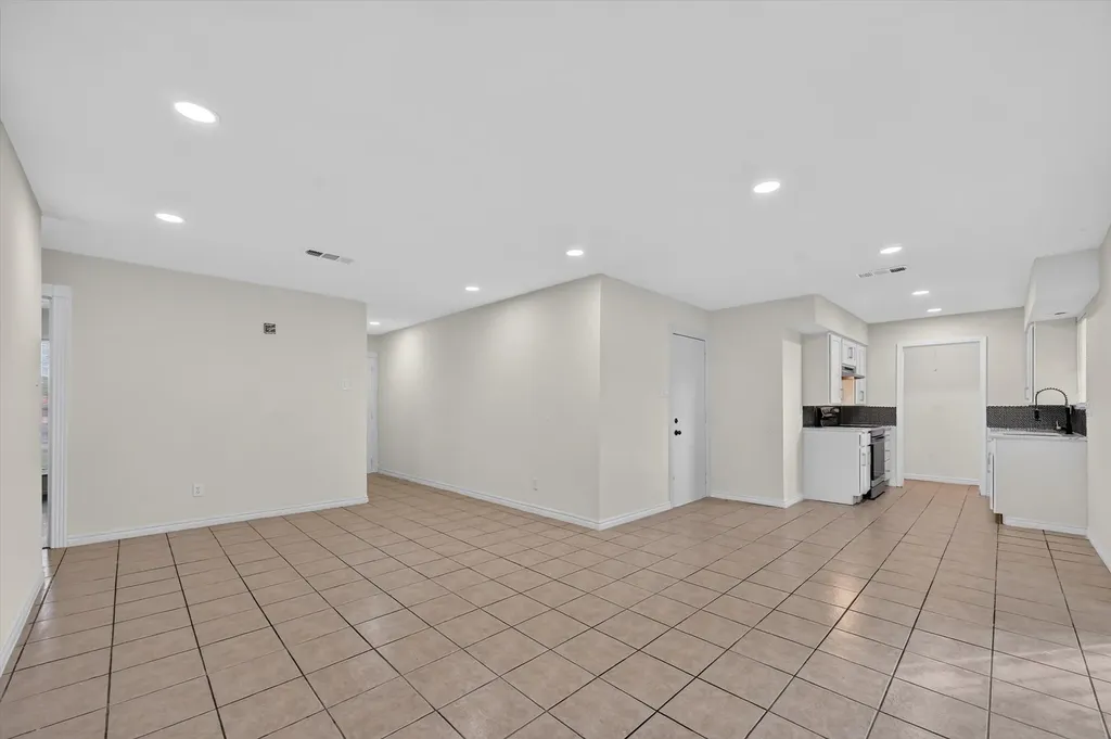 1005 Glenhaven Drive Hutchins TX 75141