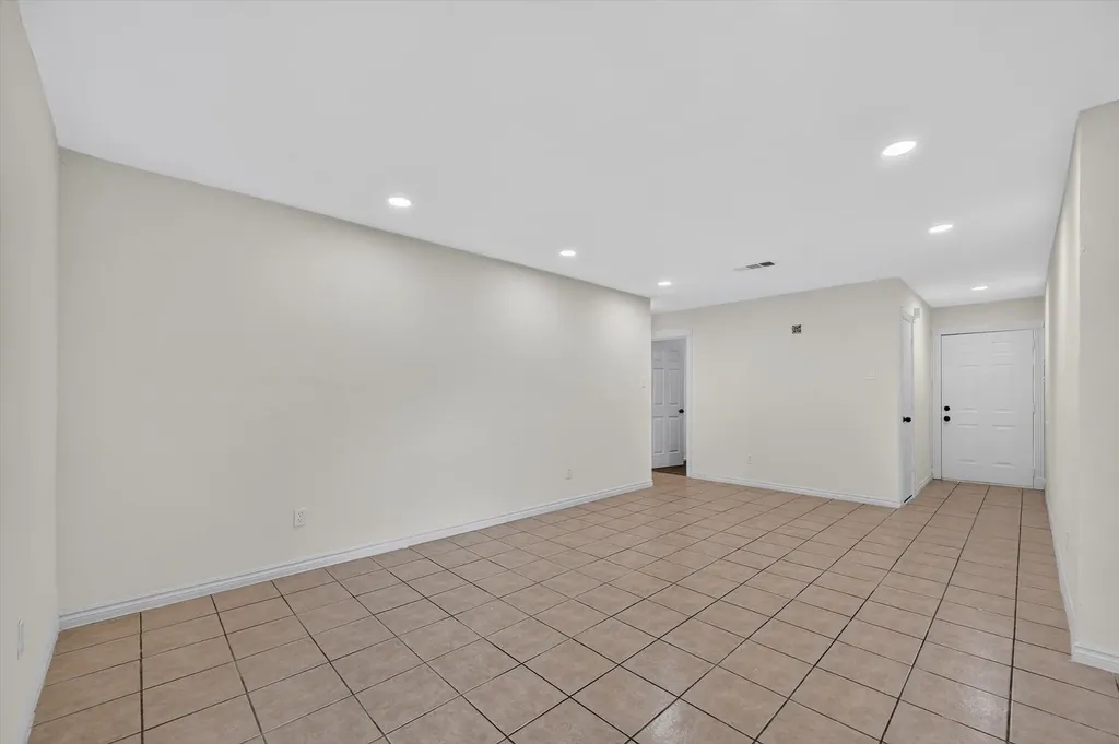 1005 Glenhaven Drive Hutchins TX 75141