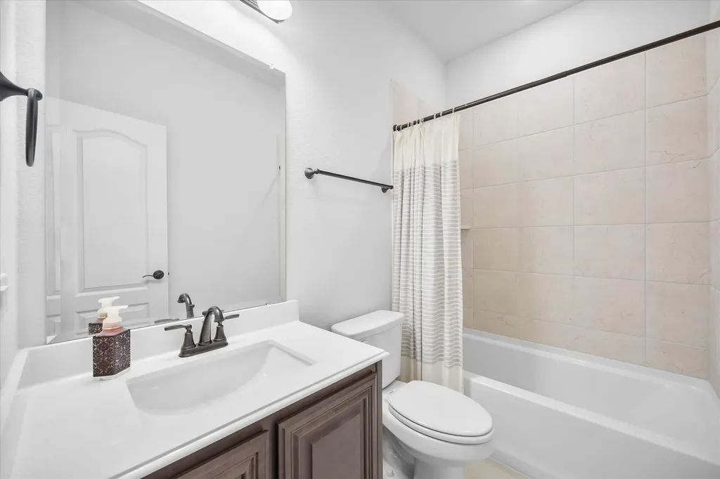 1904 Frediano Lane Mclendon Chisholm TX 75032