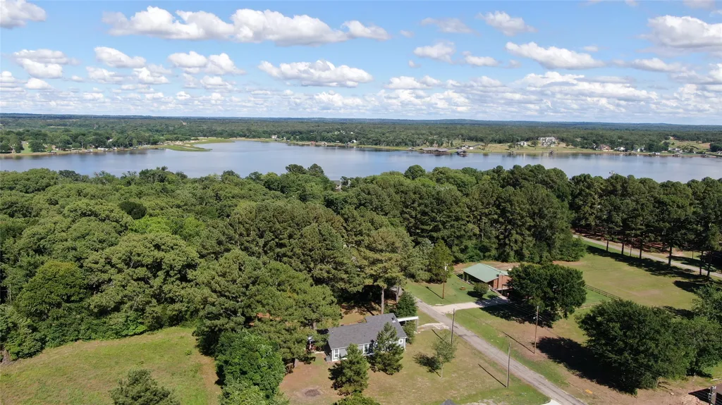 13994 Park Harbor Drive Eustace TX 75124