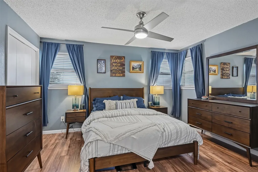 6204 Circleview Drive Haltom City TX 76180