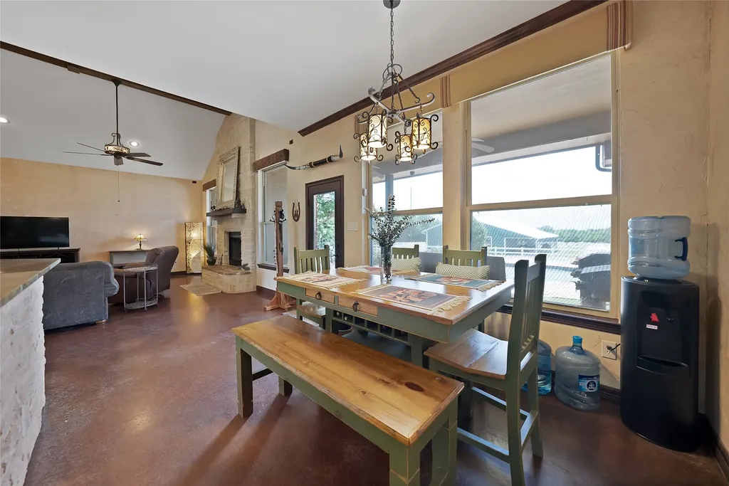 411 N Oak Branch Road Waxahachie TX 75167