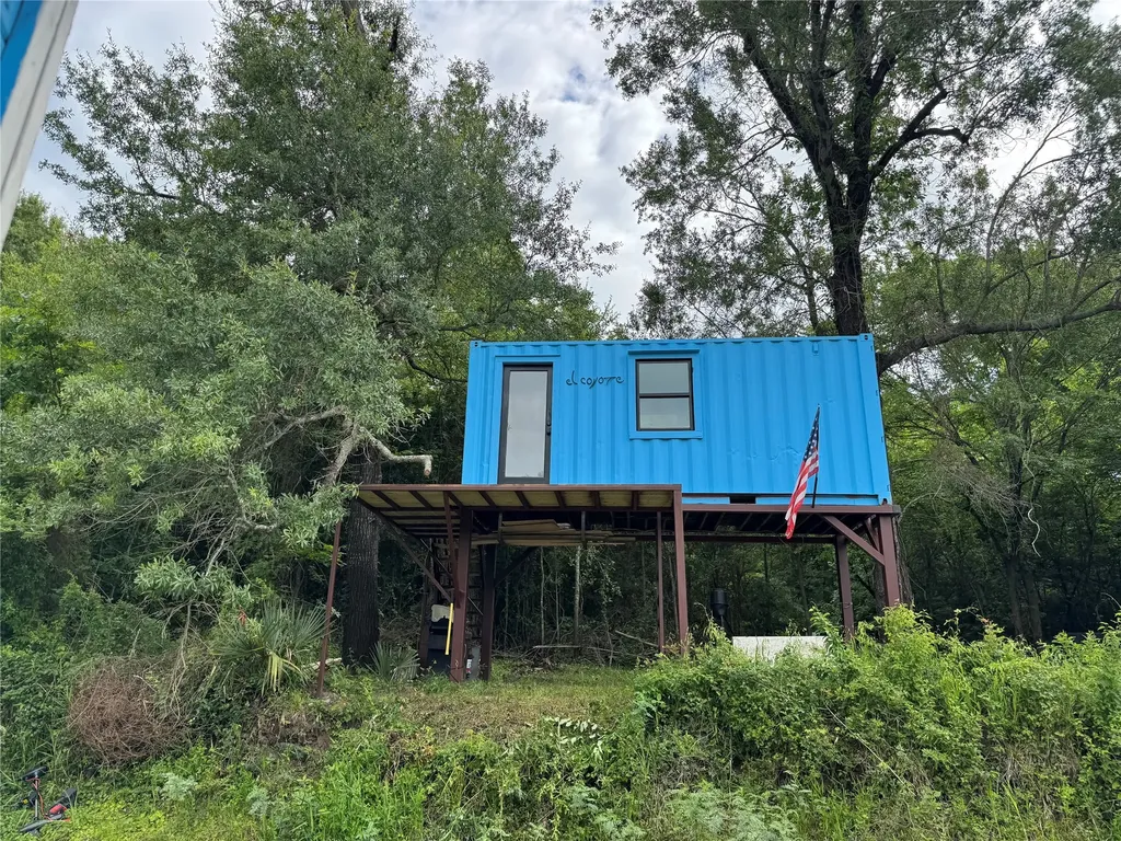 1312 County Road 2123 Palestine TX 75801