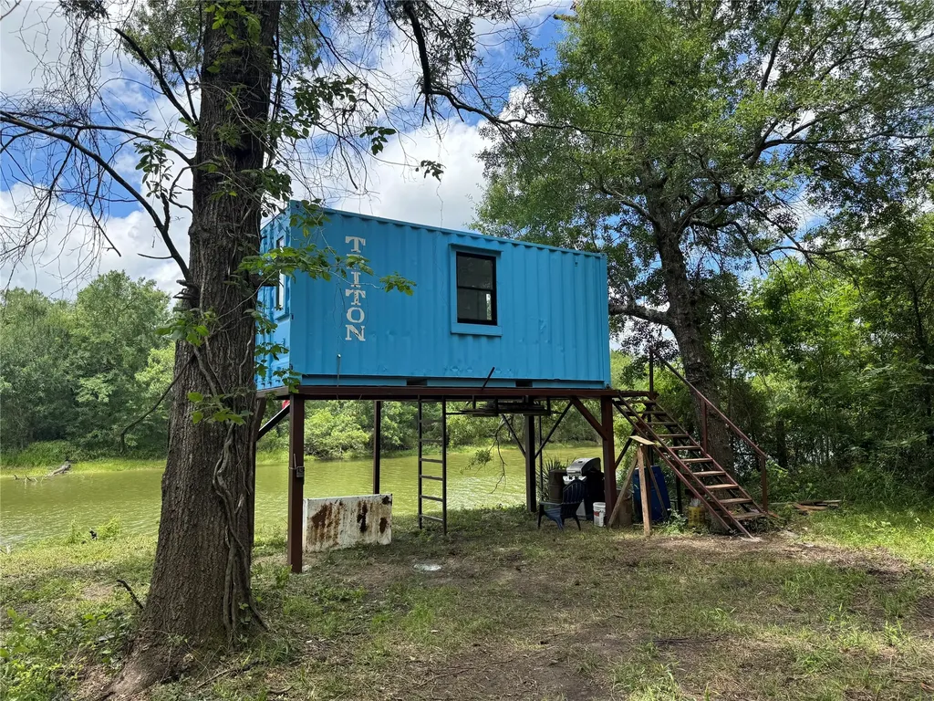 1312 County Road 2123 Palestine TX 75801