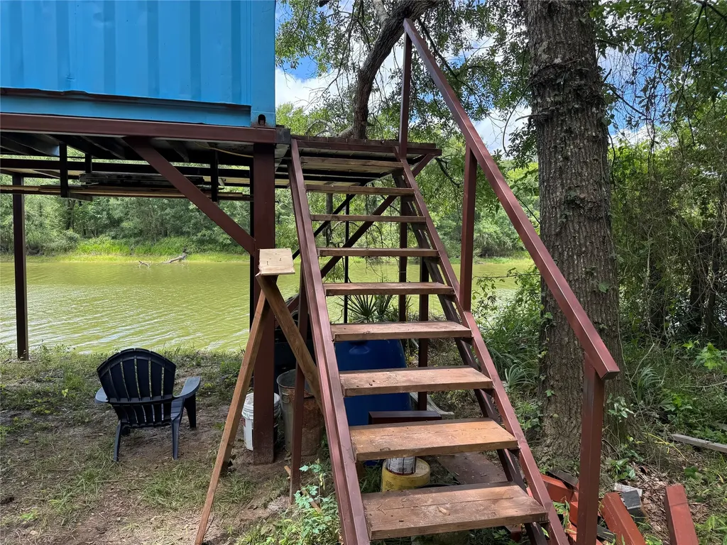1312 County Road 2123 Palestine TX 75801