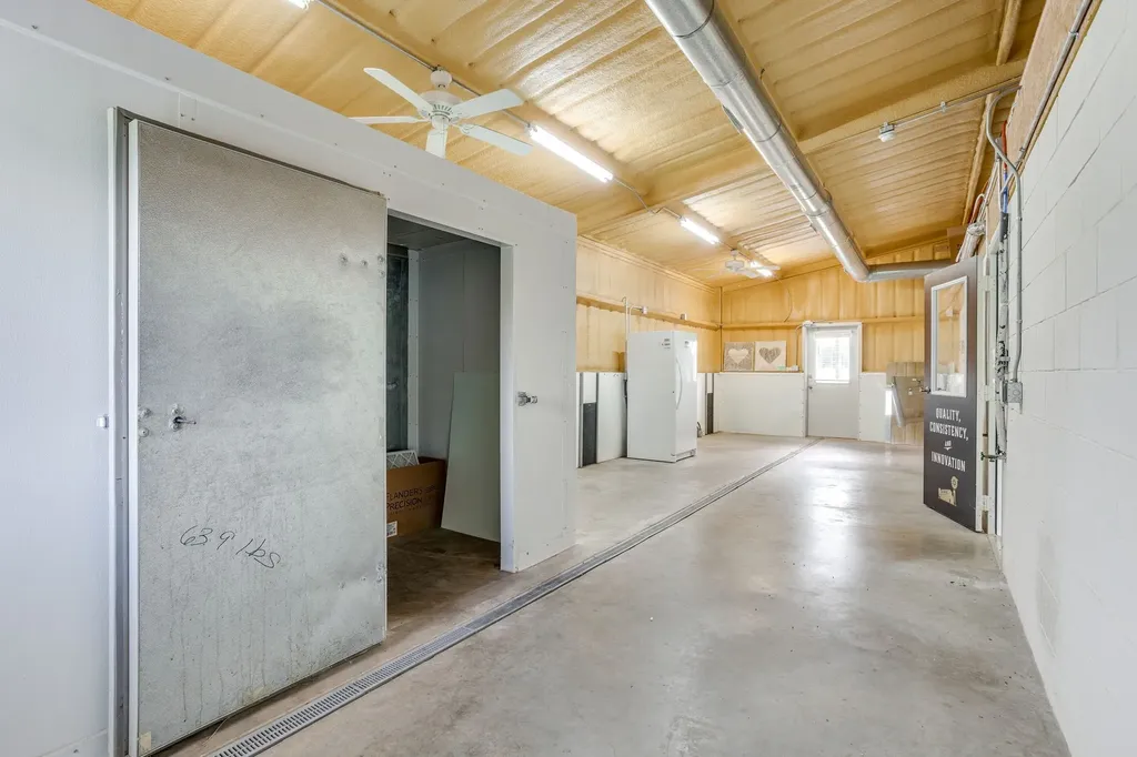 5805 Fall Creek Granbury TX 76049