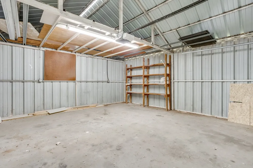 5805 Fall Creek Granbury TX 76049
