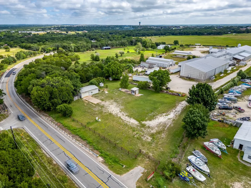 5805 Fall Creek Granbury TX 76049
