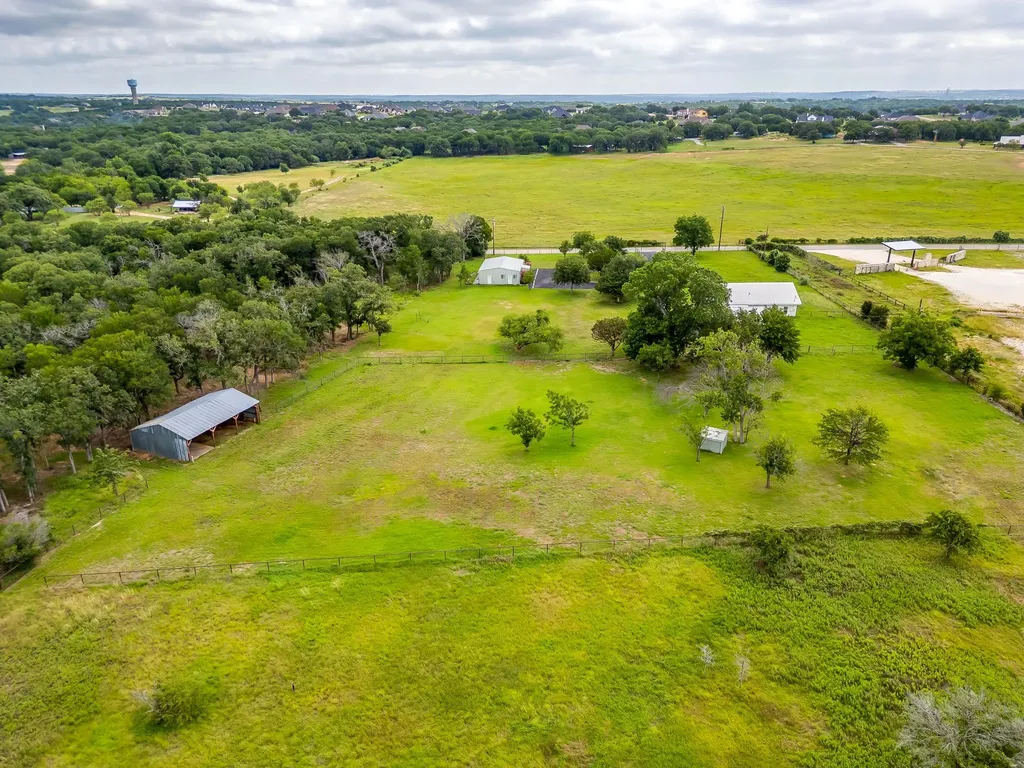 5805 Fall Creek Granbury TX 76049