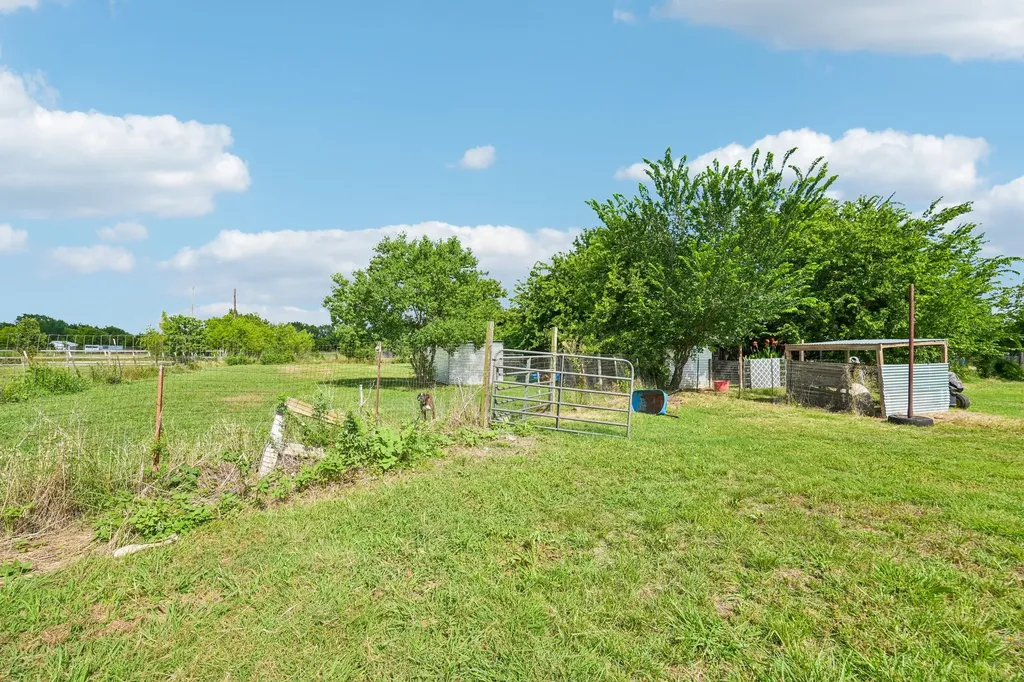 3300 Happy Meadows Drive Alvarado TX 76009