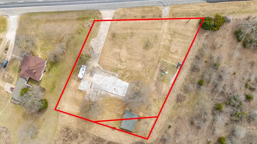 866 State Highway 24 Campbell TX 75422