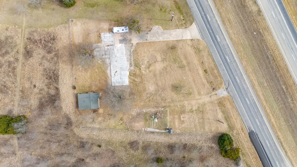 866 State Highway 24 Campbell TX 75422