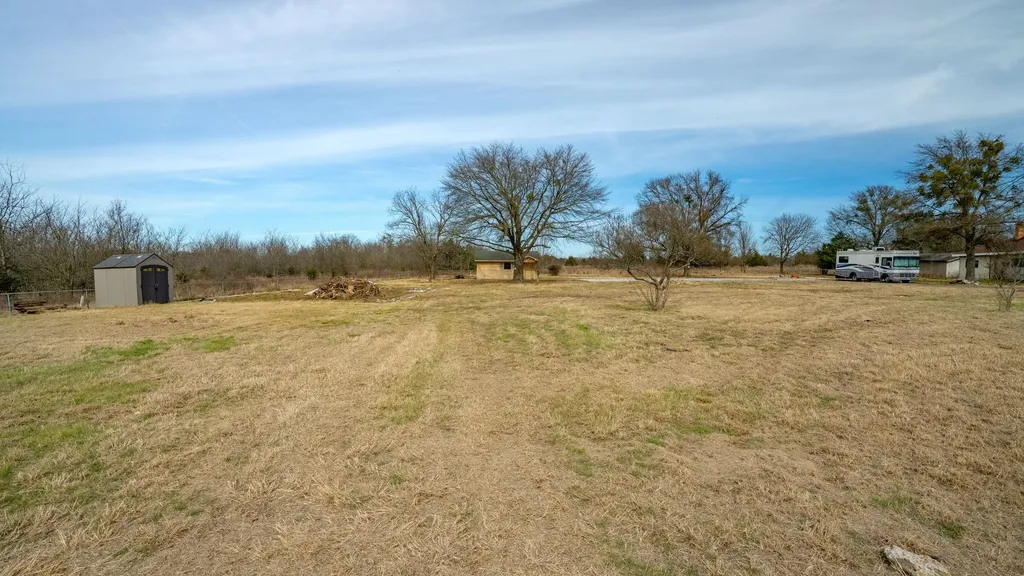 866 State Highway 24 Campbell TX 75422