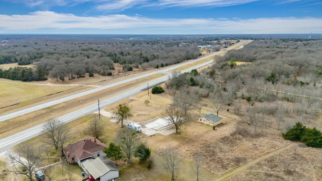 866 State Highway 24 Campbell TX 75422