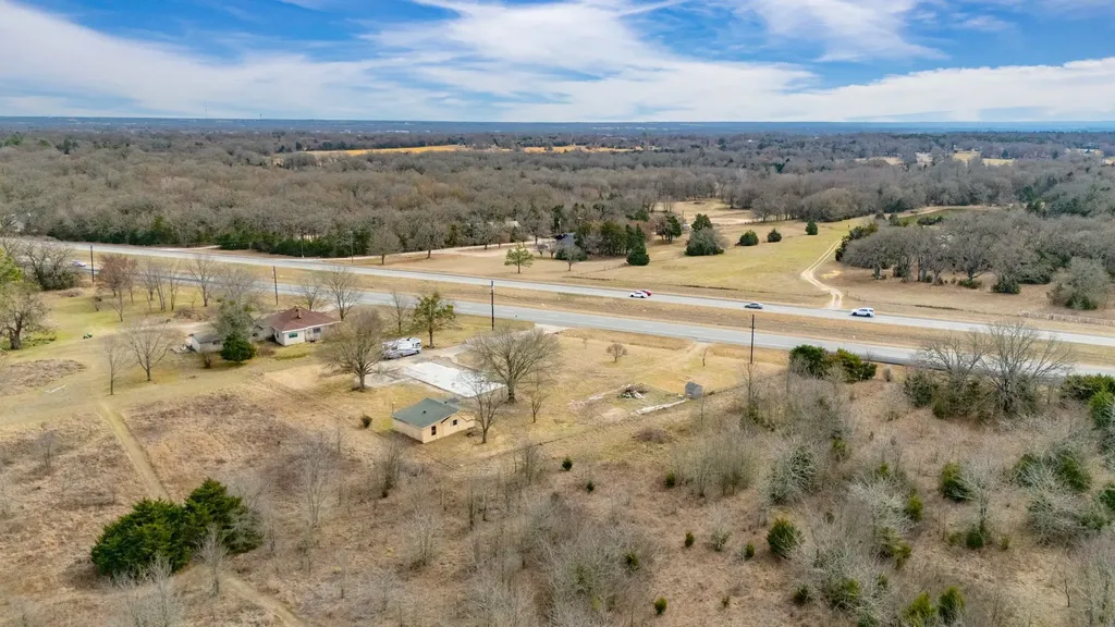 866 State Highway 24 Campbell TX 75422