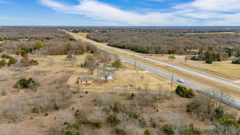 866 State Highway 24 Campbell TX 75422