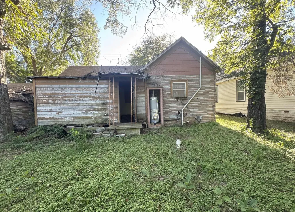 915 Turner Street Waco TX 76704