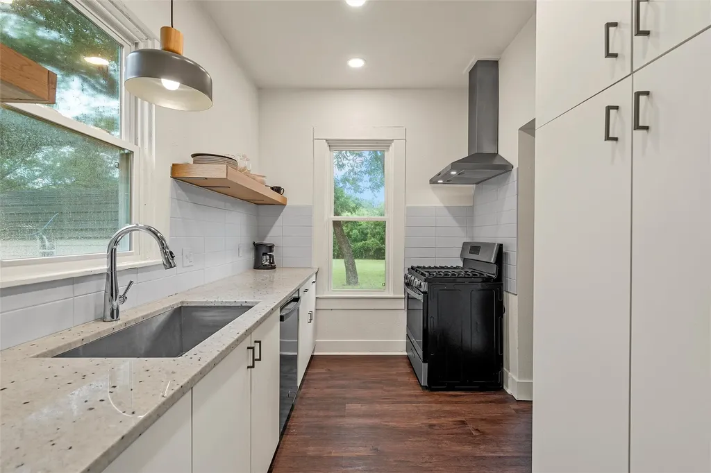 1609 Reuter Avenue Waco TX 76708