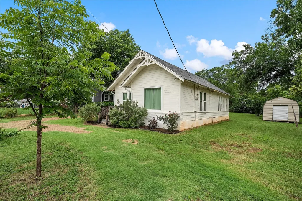 1609 Reuter Avenue Waco TX 76708
