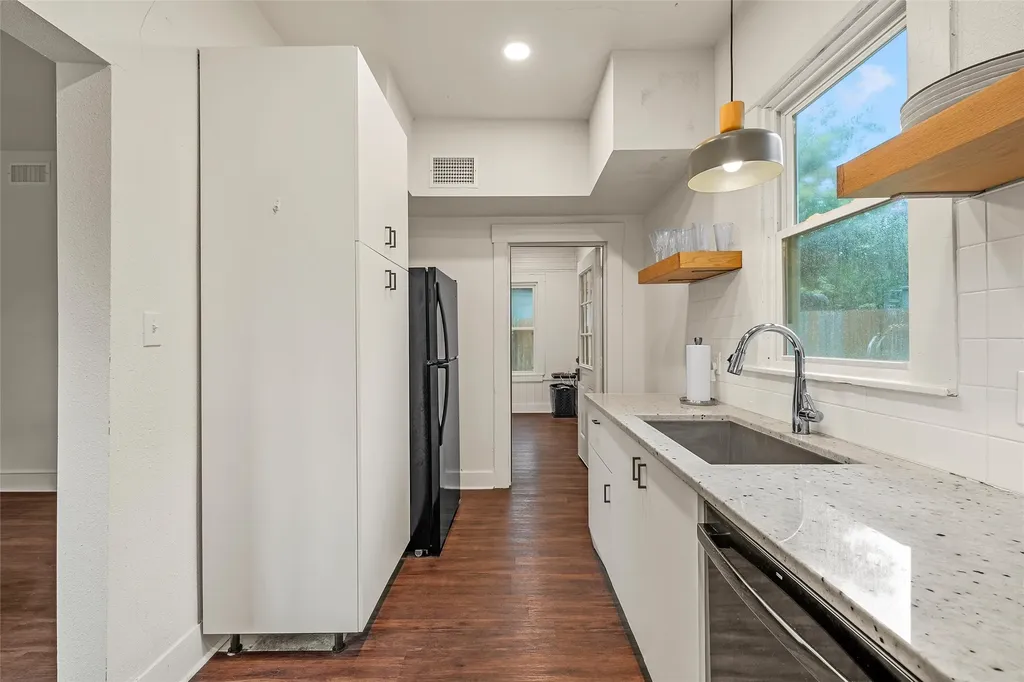 1609 Reuter Avenue Waco TX 76708