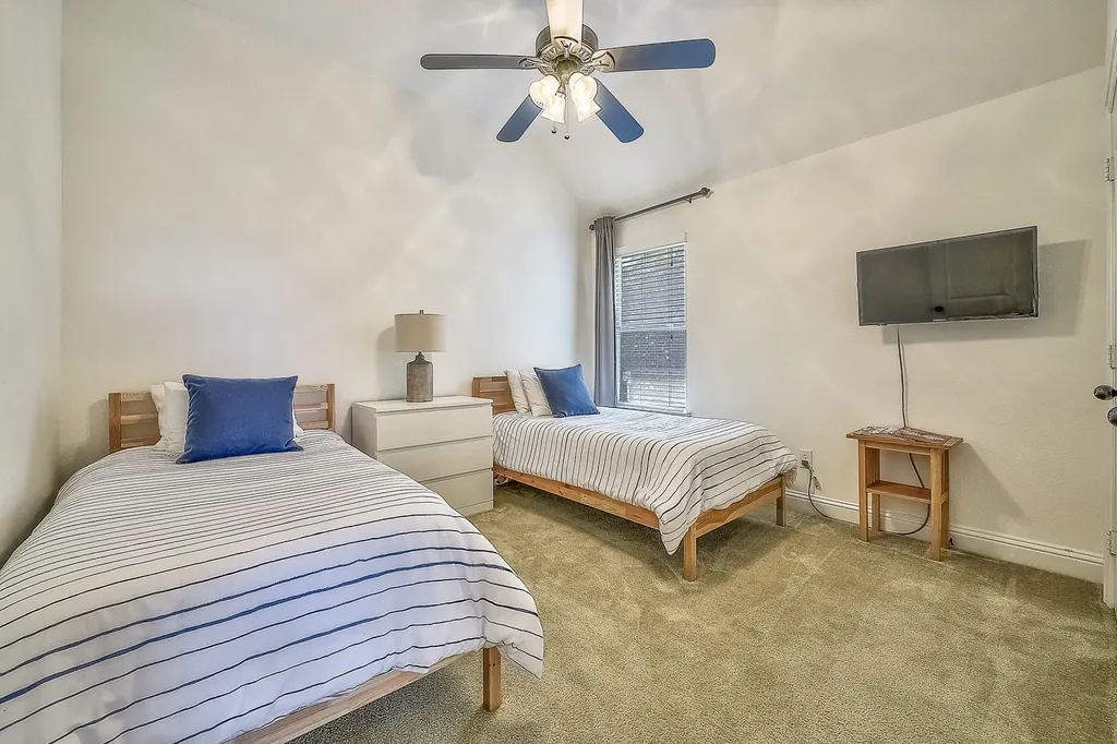 737 Baxter Trail Fate TX 75087