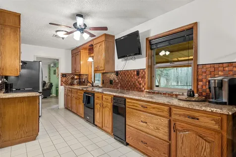 291 Cr 4275 Clifton TX 76634