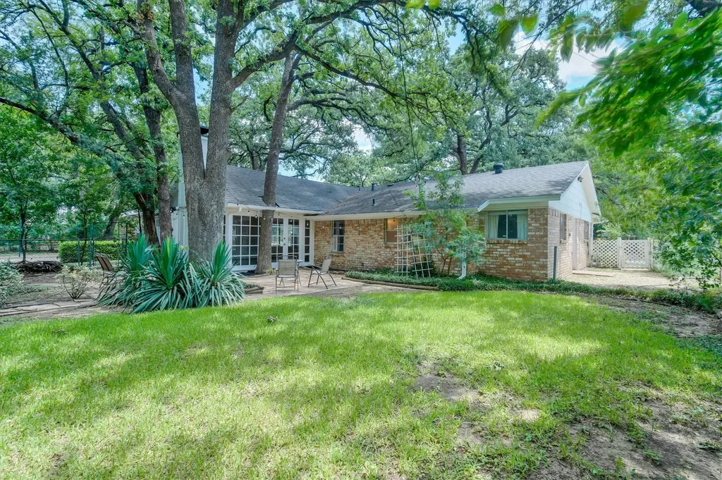 721 Foults Drive Irving TX 75061