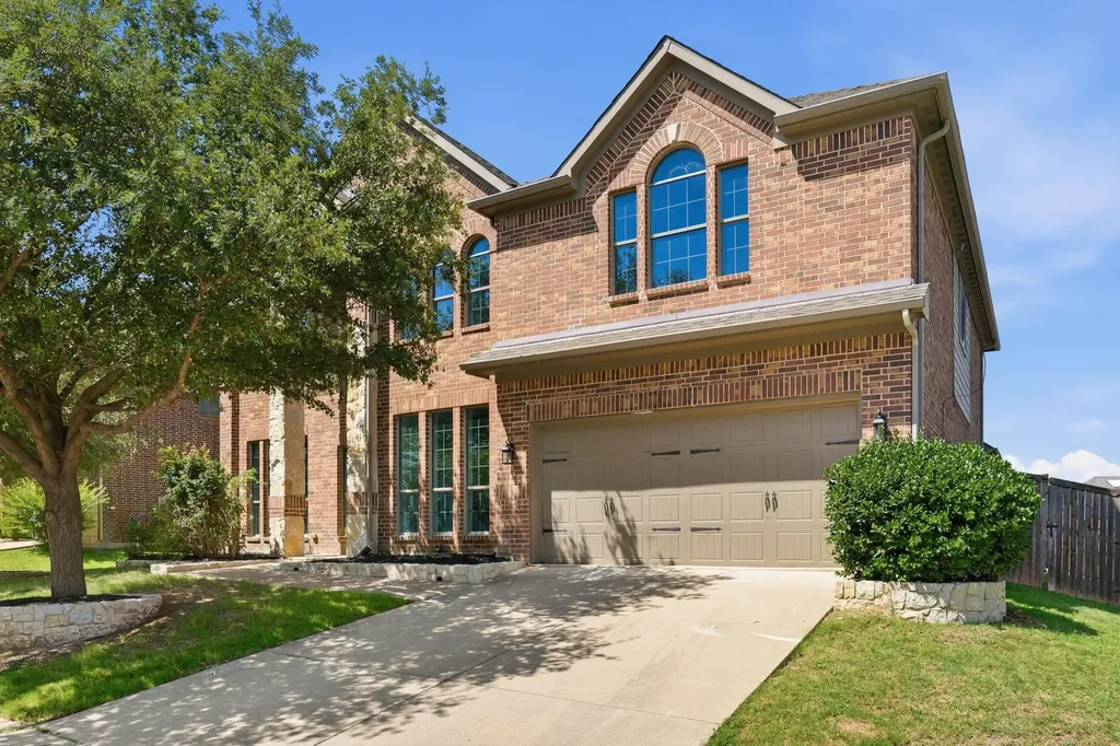 436 Bristol Street Roanoke TX 76262